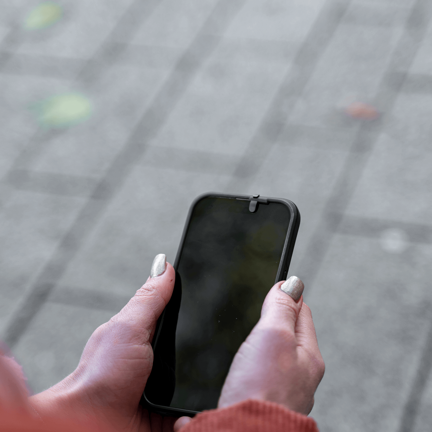 iPhone 13 Privacy Case